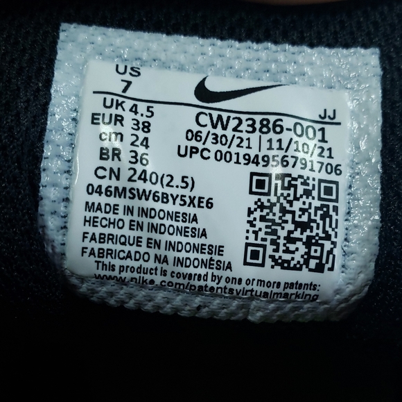 Nike Crater Impact Black Training Running Sneakers size Women's 7 - Picture 8 of 8